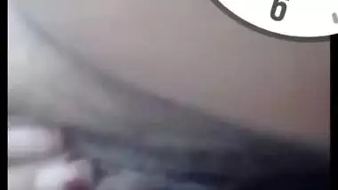 Mast boobs and pussy showing wife on video call