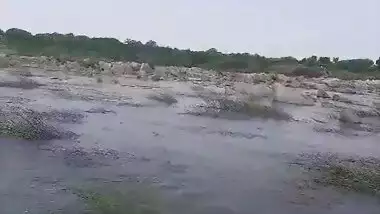 Dehati Lovers enjoying outdoor bathing on selfie cam