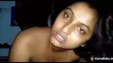 Seductive village girl’s hard desi chudai