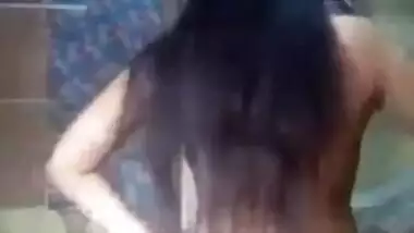 sexy Desi girl nude MMS selfie video