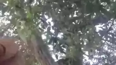 Desi cute teen show her hot pussy