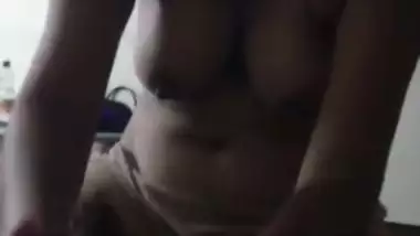 Office girl stripping and cleaning dick – Staff sex leaks