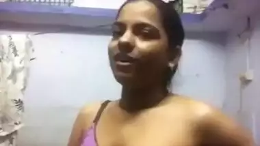 manika bhabhi changing selfie