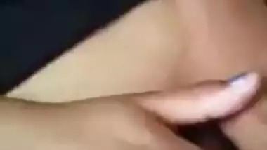 shy GF pussy exposed by BF..