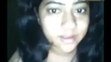 Bangalore Engineer exposes her big boobs on cam scandal
